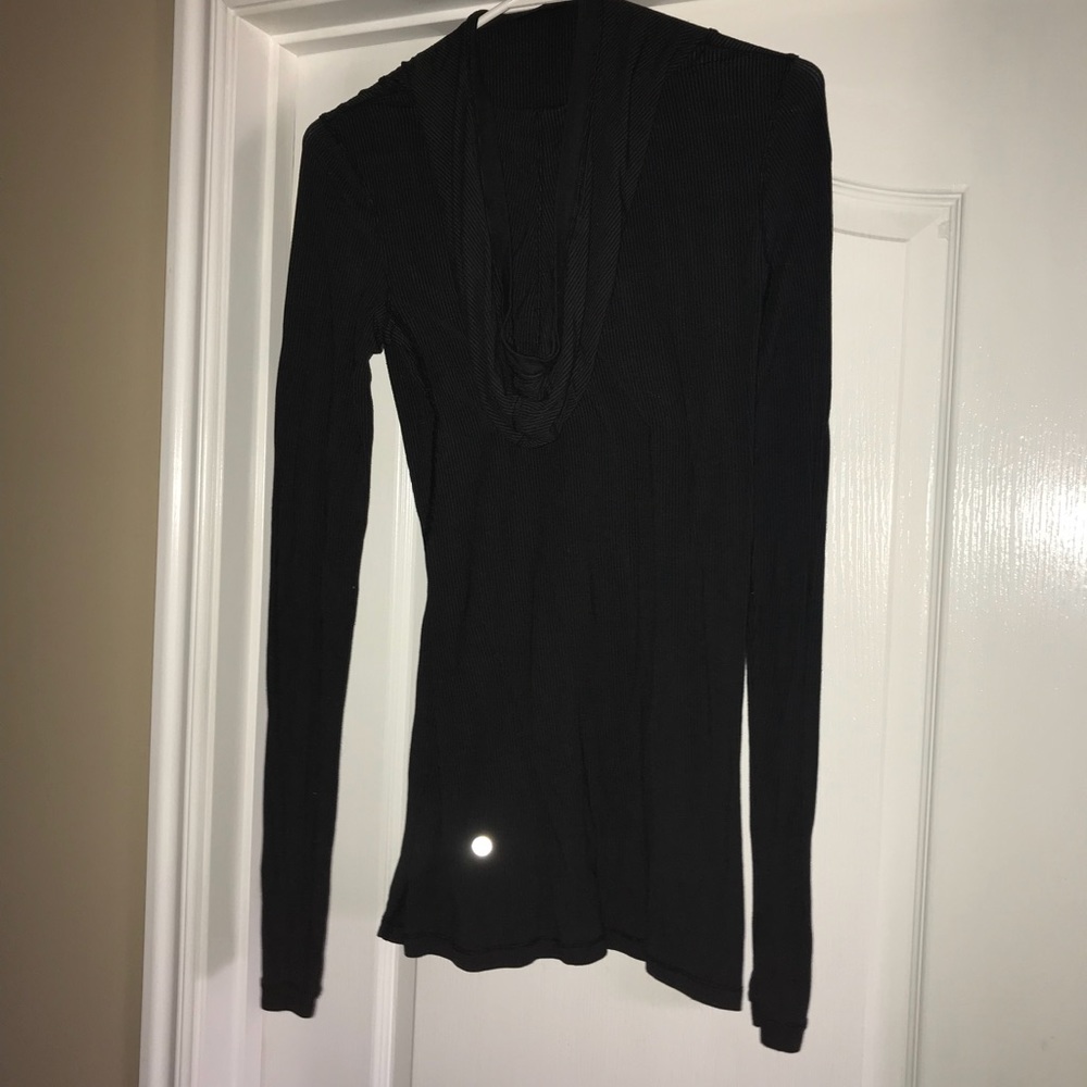Hooded light weight long sleeve shirt
